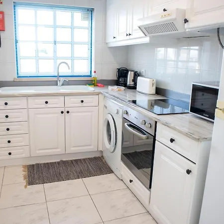 Sereia Da Oura Apartment *